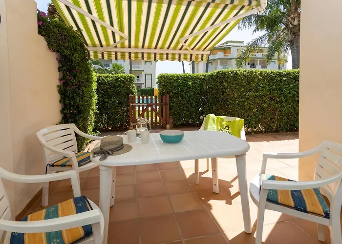 Apartment Fontana Iii, Bajo, 2 Dormitorios, By Bookindenia Denia