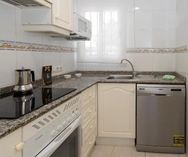 Apartment Fontana Iii, Bajo, 2 Dormitorios, By Bookindenia *