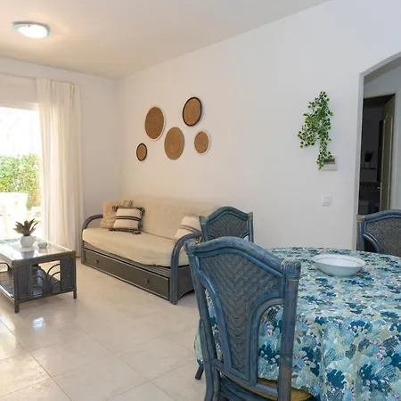 Fontana Iii, Bajo, 2 Dormitorios, By Bookindenia *